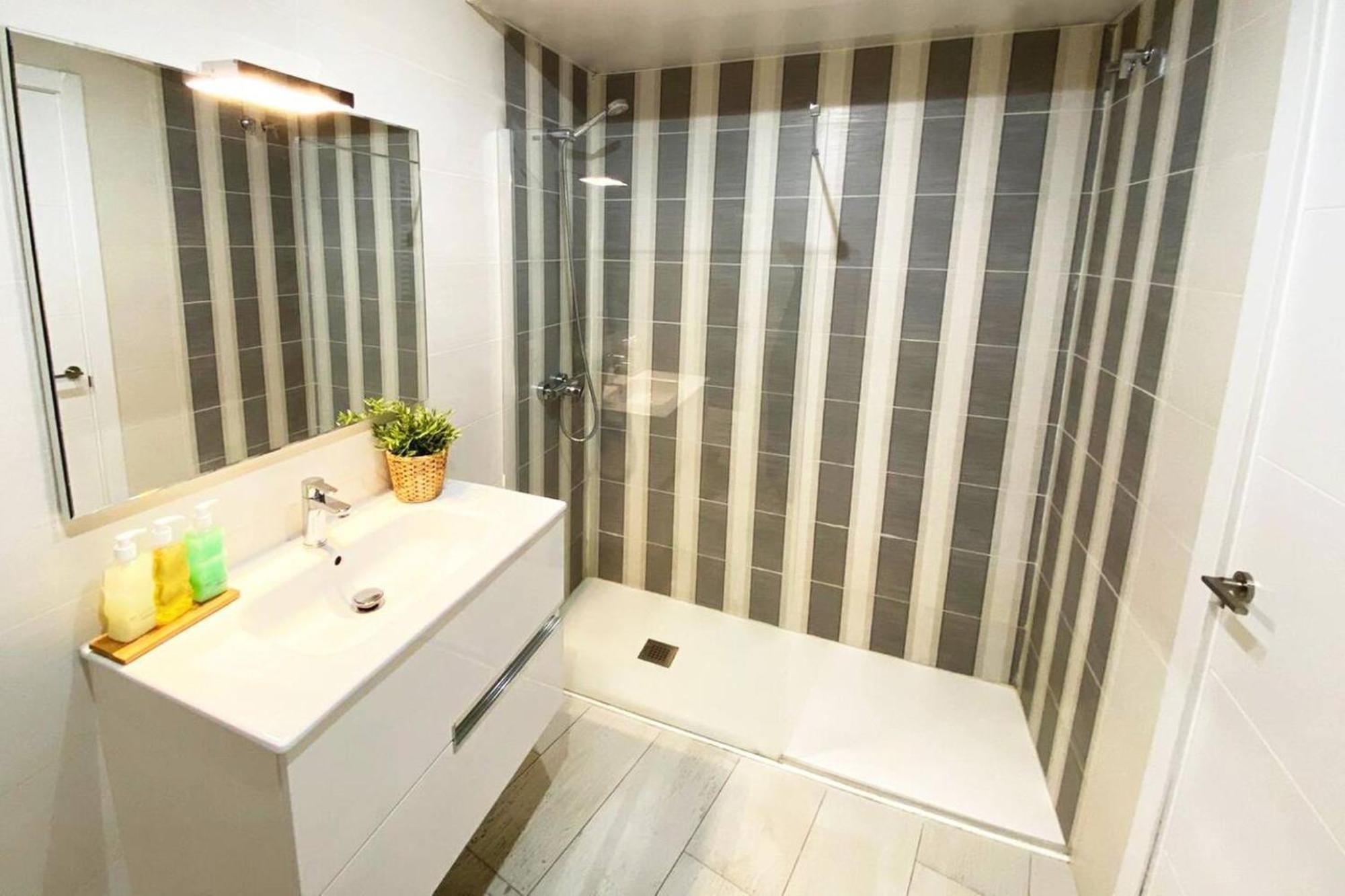 Apartamento De Diseno En Plaza Mayor Мадрид Екстериор снимка